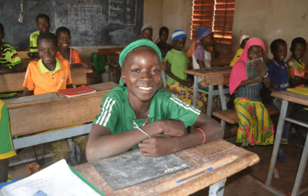 Madina, élève au Burkina Faso