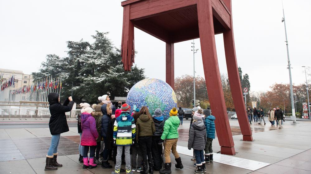 Inauguration du  globe « Un Monde plus Juste » sur la place des Nations à Genève.